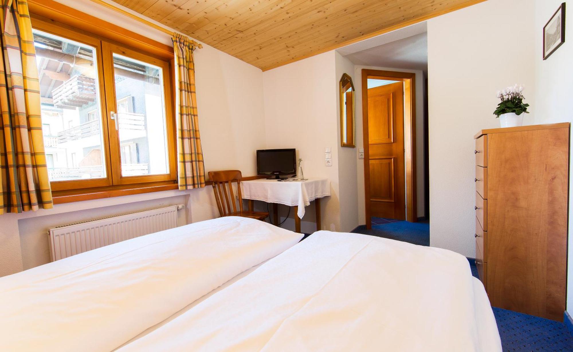 Haus Landbrugg Apartment Lech am Arlberg Bagian luar foto