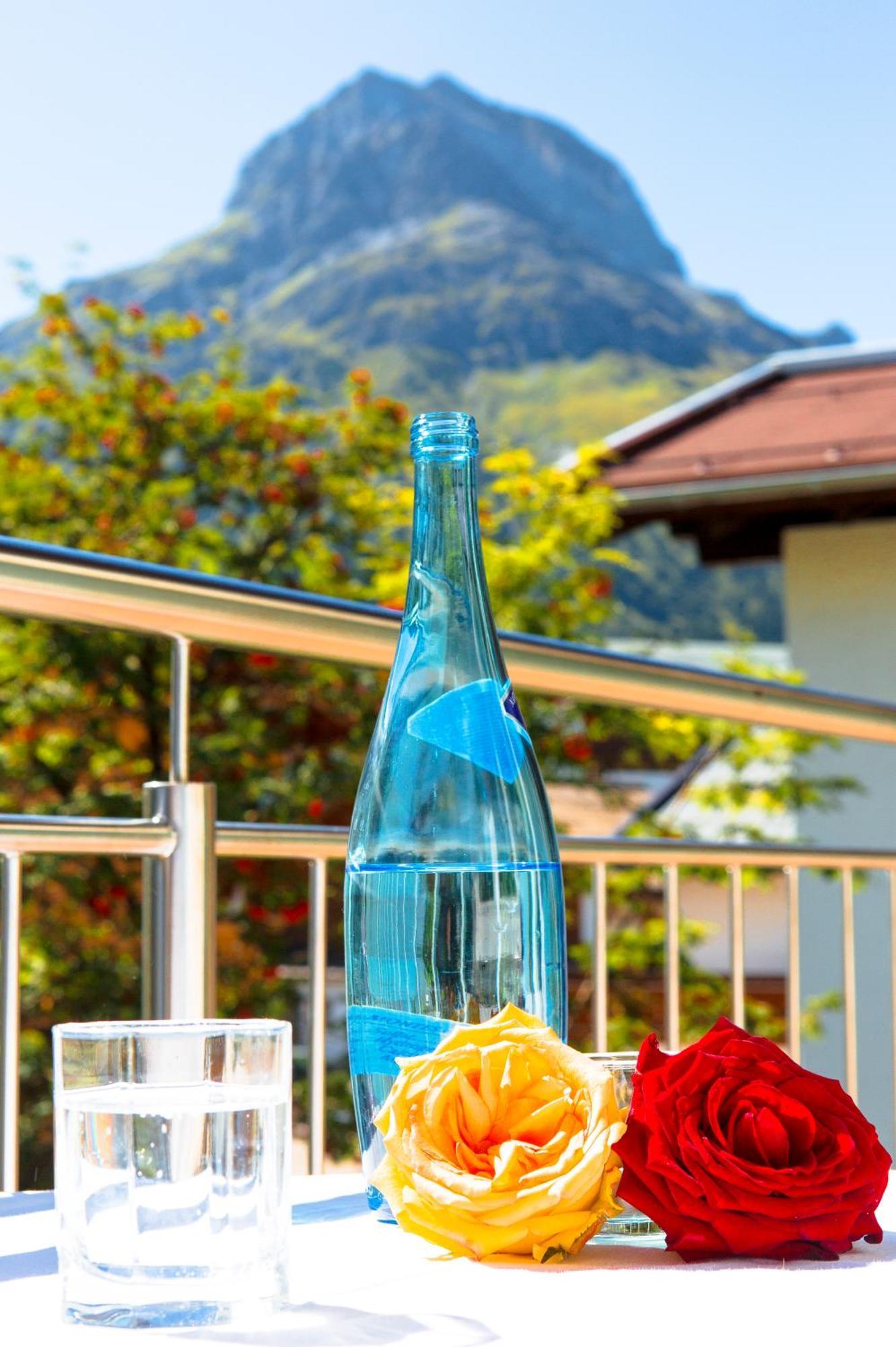Haus Landbrugg Apartment Lech am Arlberg Bagian luar foto